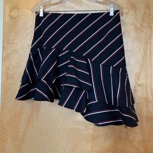 Express mini skirt with ruffles